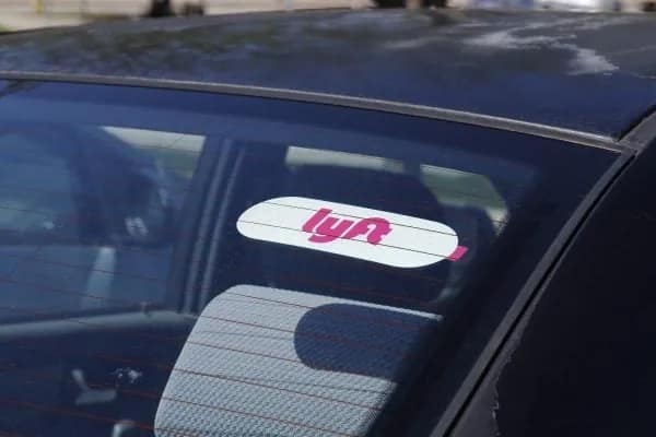 ABOGADOS DE ACCIDENTES DE LYFT EN LOS ÁNGELES