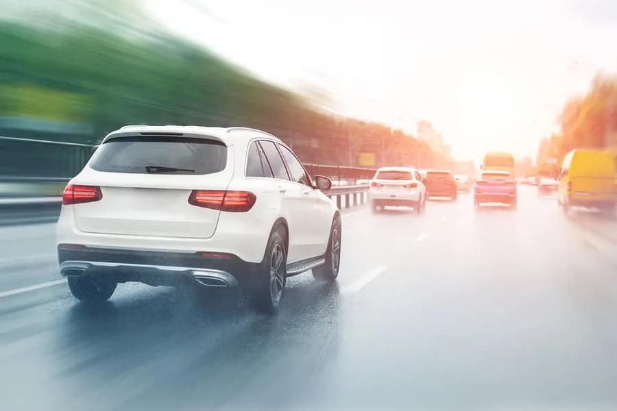 10 Dangers of Springtime Driving